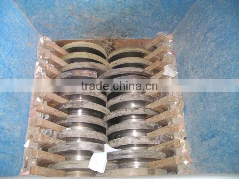 waste rubber shredding equiments
