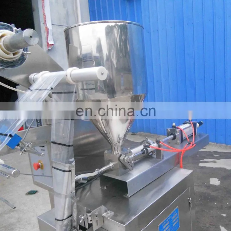 Automatic powder packing machine for traditional Chinese medicine