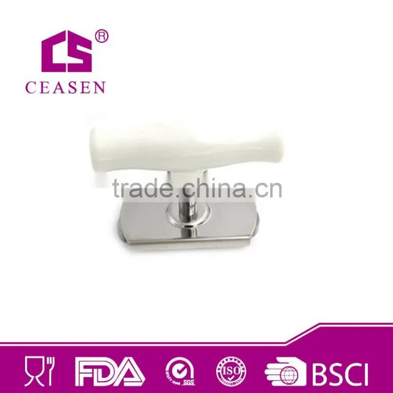 New design safety bottle opener can opener with plastic handle