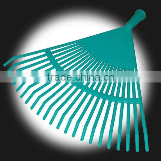 leaf rake plastic