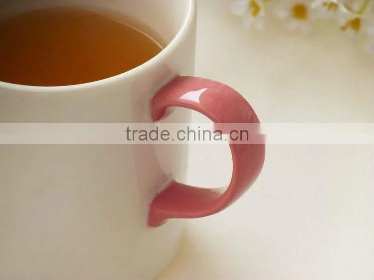 High-grade Romantic handpaingting bone china hot tea mug cup with Lovely handle