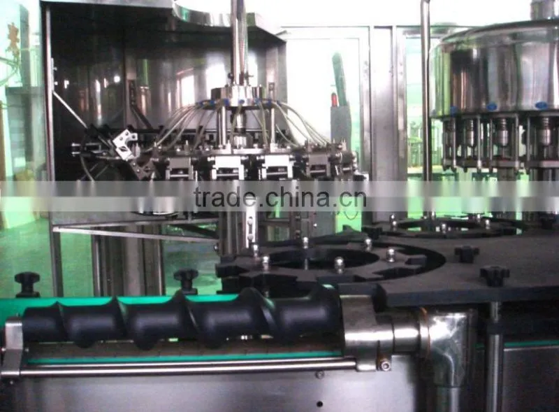 Crown cap sealing machine