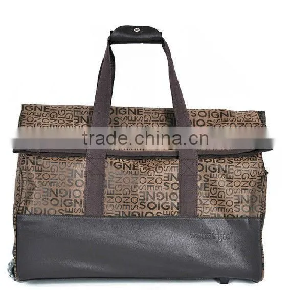 Big travel bag on wheels,fashion casual travelling bag