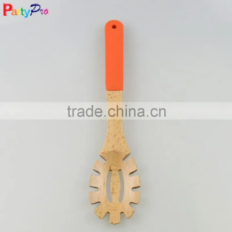 2016 new colorful Bamboo kitchen utensils with silicone handles