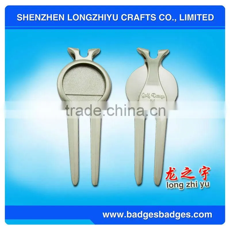 2013 Golf Ball Marker And Divot Tool
