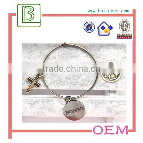 beaded stretch bracelet with cross