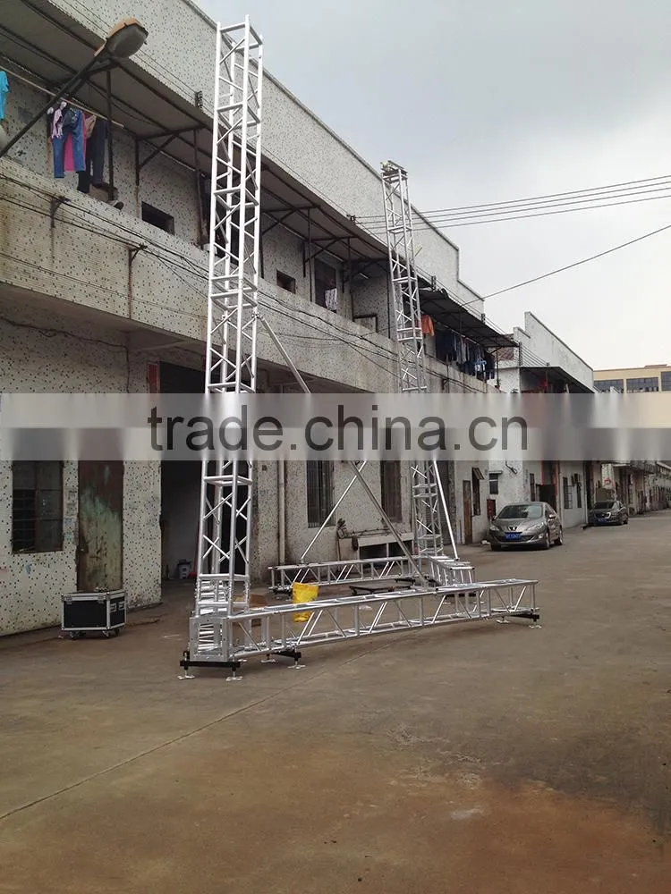 Mobile aluminum line array truss for hanging speakers