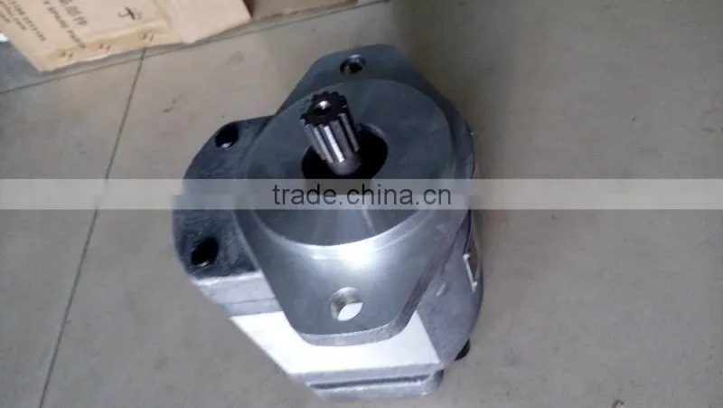 PC220-8 6754-71-1012 oil pump