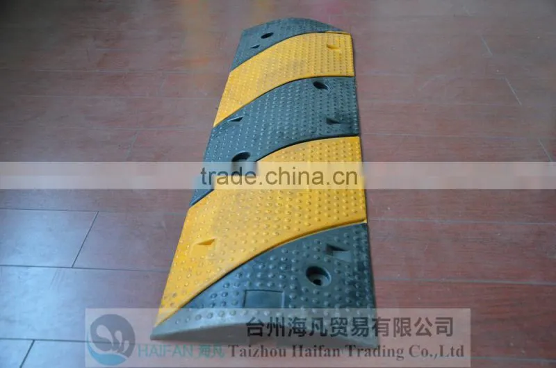 1000*300*50mm heavy strength rubber speed hump used on road /rubber speed humps for Crossroads/road car speed hump for crossing