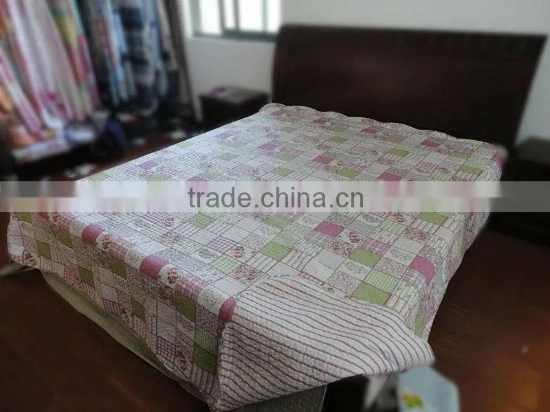 100% polyester patchwork quilt set