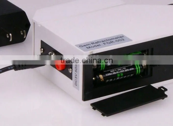 Refractometer