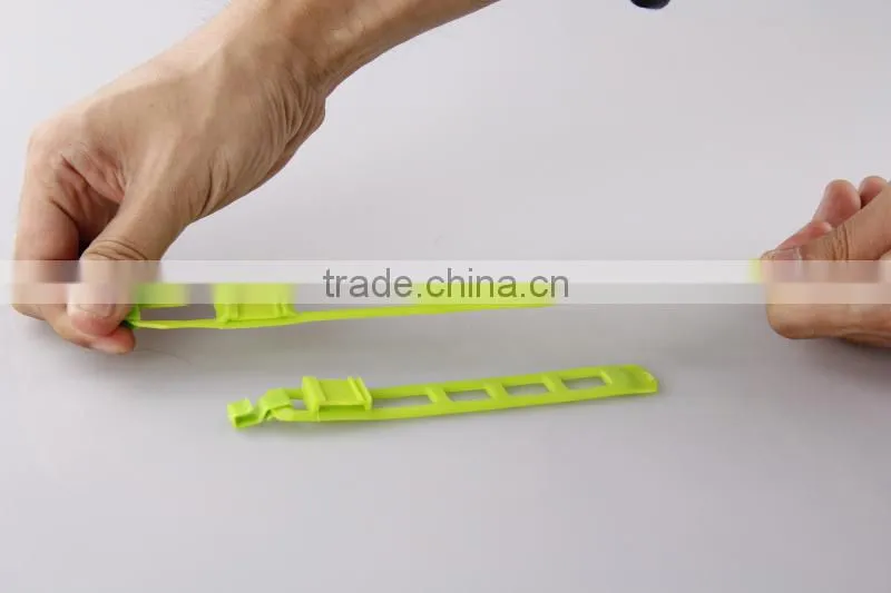 2014 new year led silicone caution light