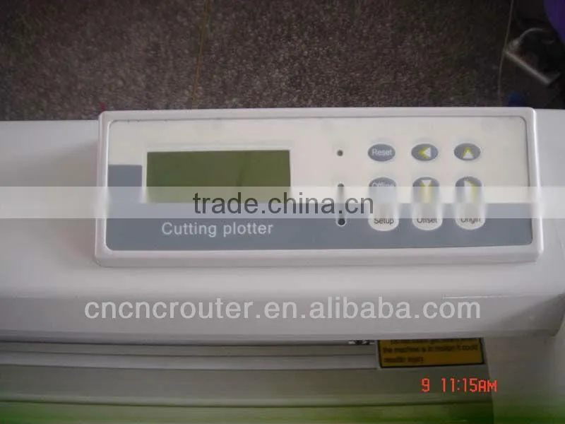 China cheap paper cutting plotter from manufacturer