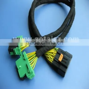 Crimp Type OBD2 Male to 2 Citroen Female Splitter Cable with Customized Length