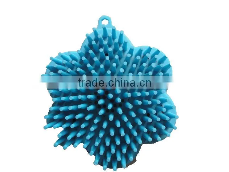 Plum blossom shape horse massage brush