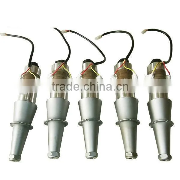 Ultrasonic energy converter for plastic welding