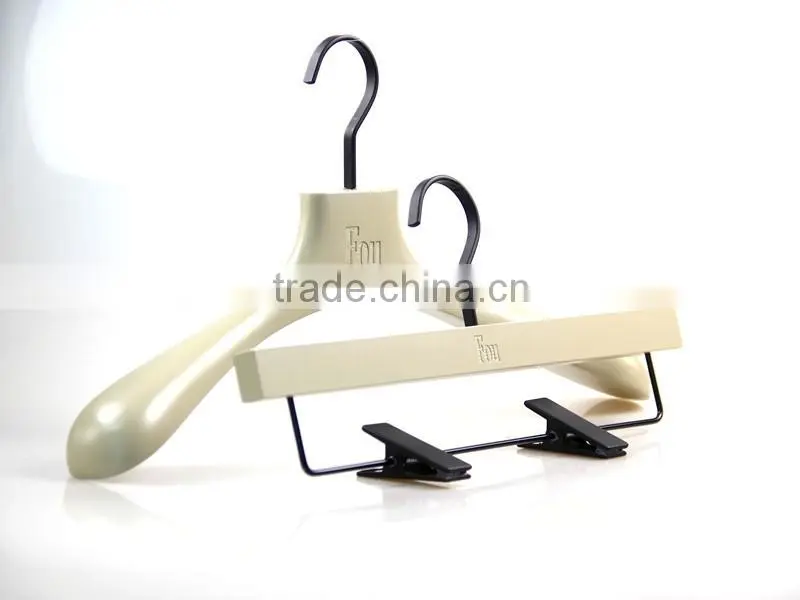 fashional high end wooden hanger and pants hanger for custom
