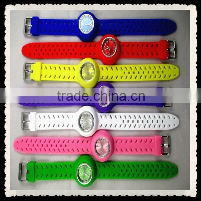 New Popular Design Peach Red Silicone Quartz Movt Ladies Watch