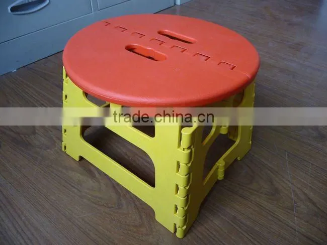 Plastic portable strong and cheap round folding stool