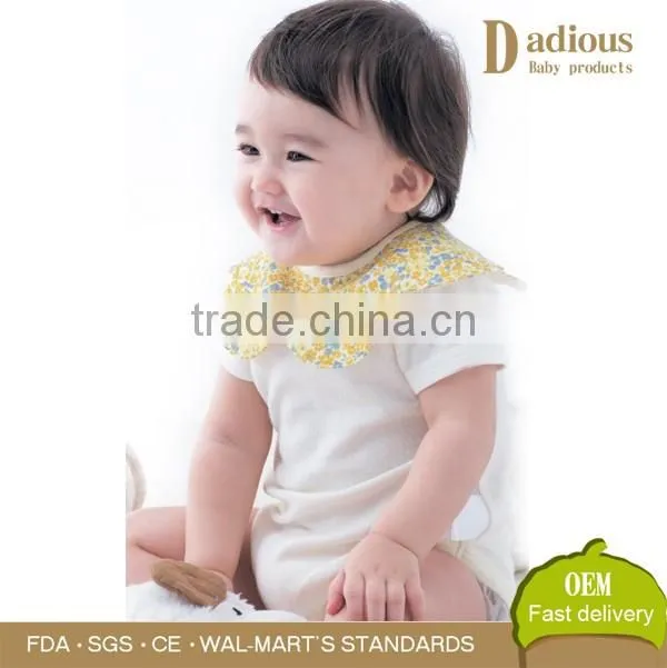100% Cotton Infant Baby Bibs Flower Shape Decorate Waterproof Washable Cotton
