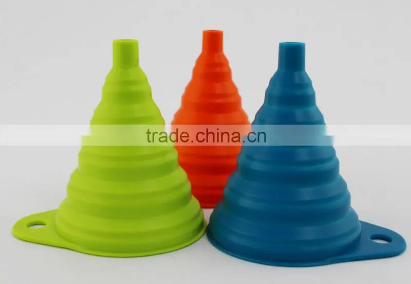 Awesome Collapsible Silicone Hopper