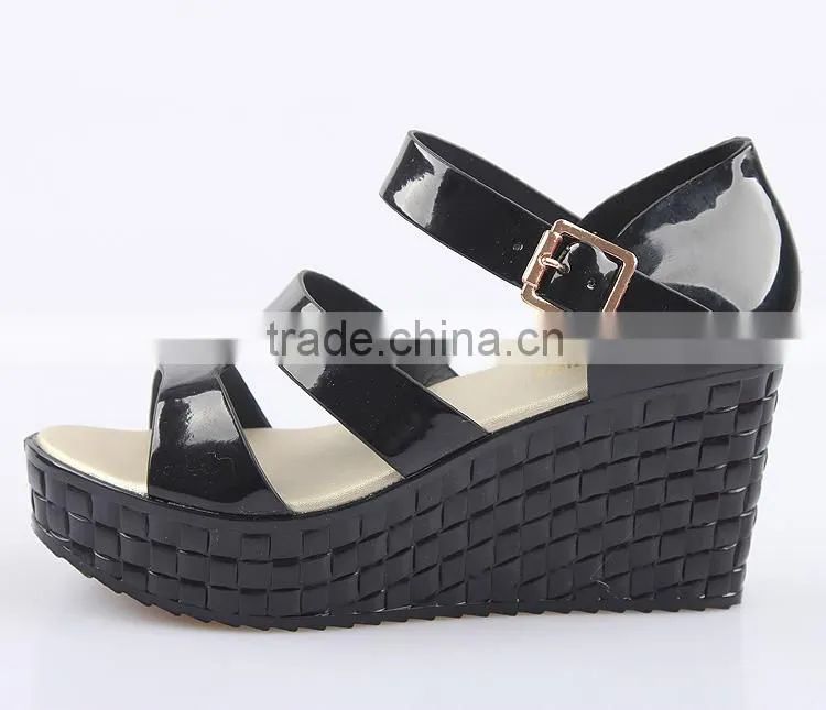 Newest design 2016 summer pvc upper jelly sandals dress shoes orange sandals from Chictrend melissa sandals