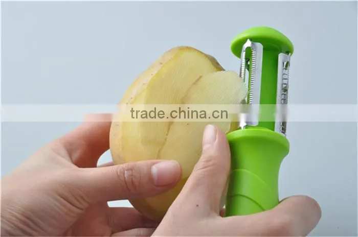 Mutifunctional 3 sides carrot grater ,colorful plastic handle peeler