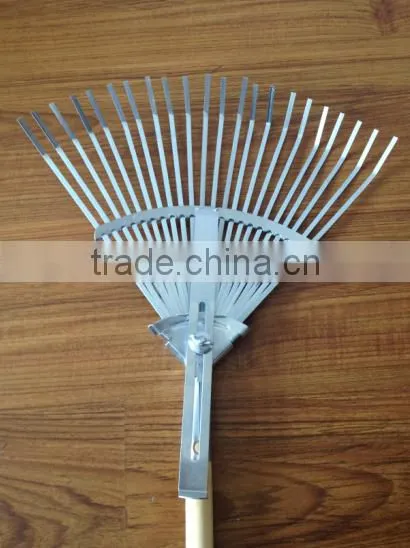 22 teeth wooden handle steel garden rake