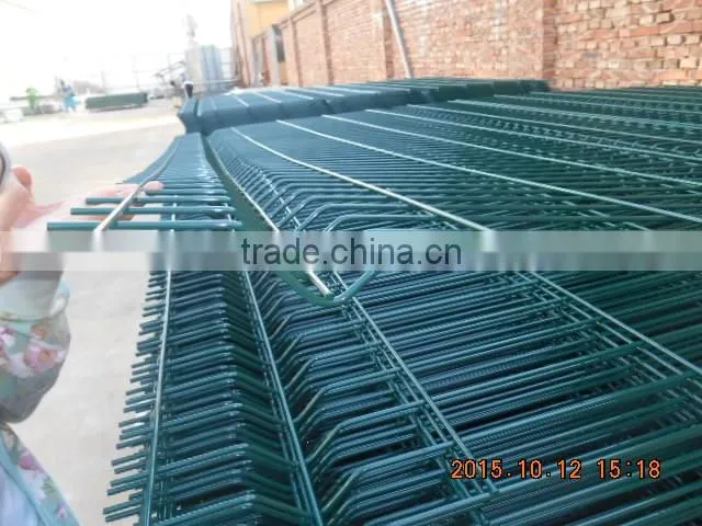 Designer unique safety wire mesh fences