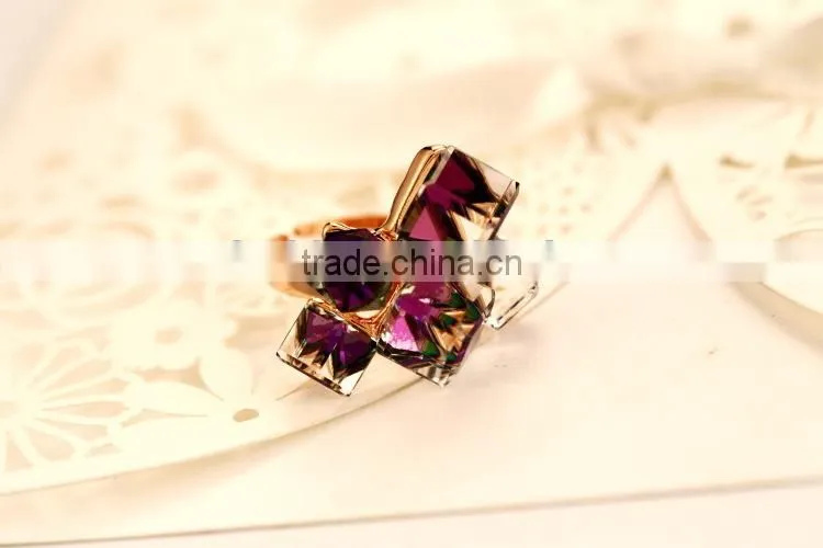 new design finger crystal chandelier ring, crystal napkin rings