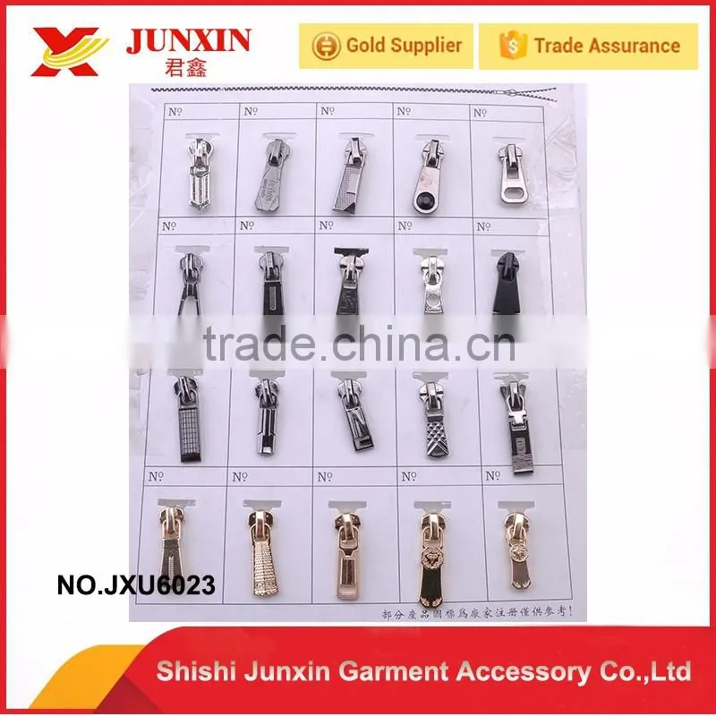 Professional China manufacturer customized logo metal zipper puller slider