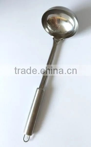 2016 canton fair kitchen utensils display stainless steel soup ladle with new corn handle