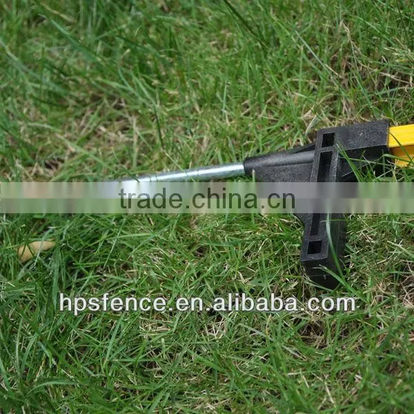 Strip graze tread in post for electric fence ropes and tapes