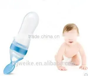 Silicone Extruding Assisted Food Feeder Weaning Spoon Feeding Bottle Spoon