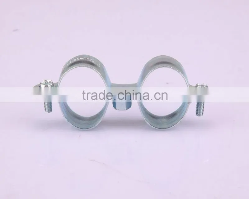 Twin pipe clamp without rubber