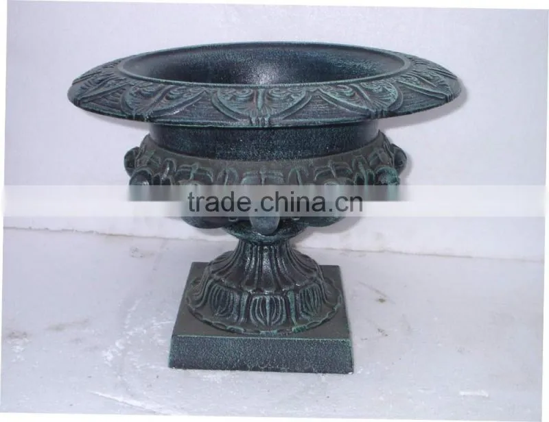 cast iron flowerpot 108A