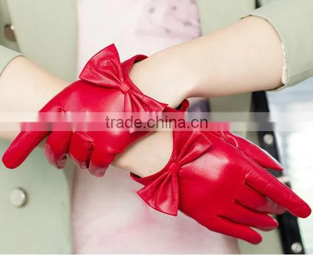 Women red color short leather fashion driving glove factory