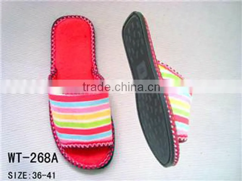 TPR Sole Different Material Women Batheroom Slipper , Colorful Custom Indoor Bathroom Slipper
