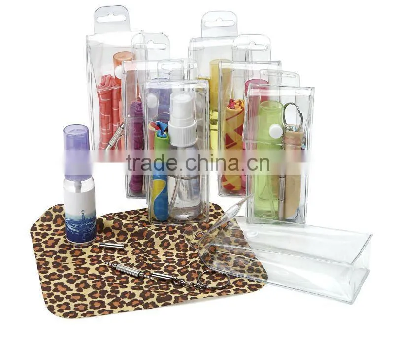 Spray lens cleaner with display