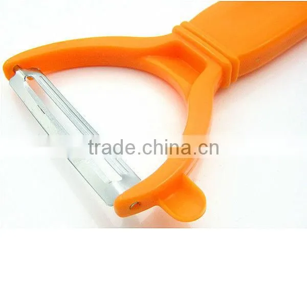 PE-1096 peeler potato with knife