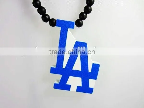 Good wood acrylic chain bead necklace