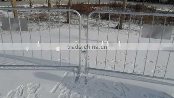 plastic crowd control barriers, used crowd control barriers, crowd control barrier rope