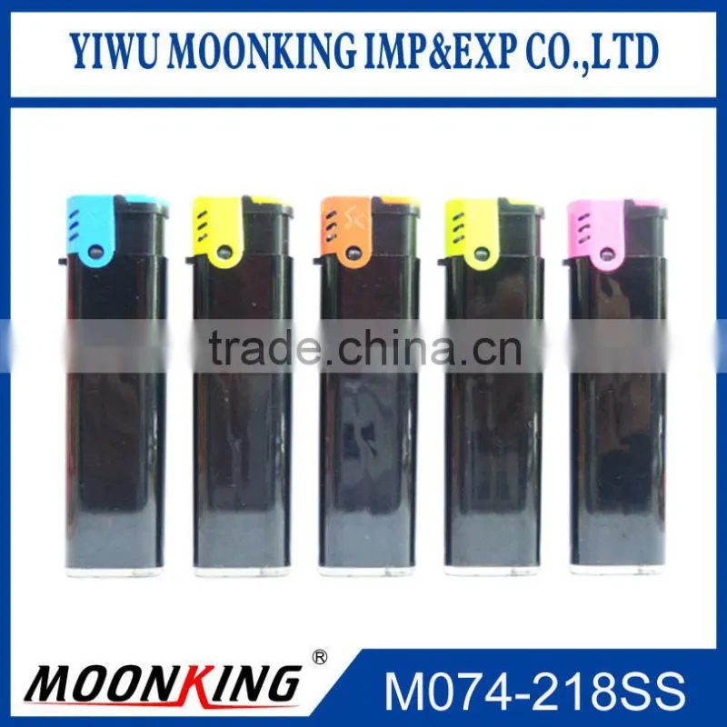gas cigarette lighter ,quality electron windproof lighter with colored cap and ignition