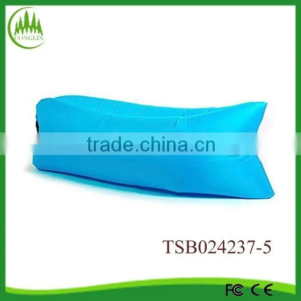2016 hot sale nylon waterproof inflatable lay's bag banana sleeping lay bag