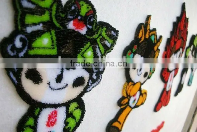 Tubular embroidery machine