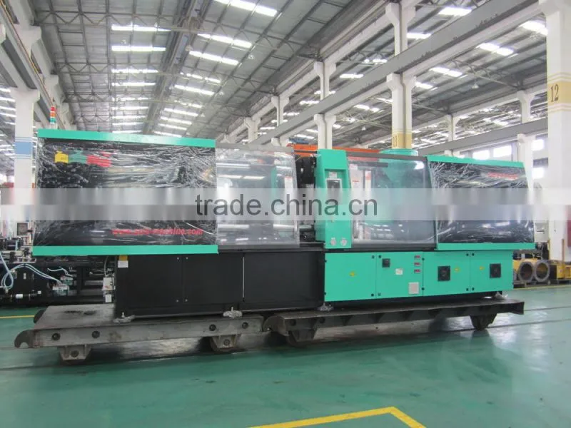 Automatic cap Injection Moulding Machine