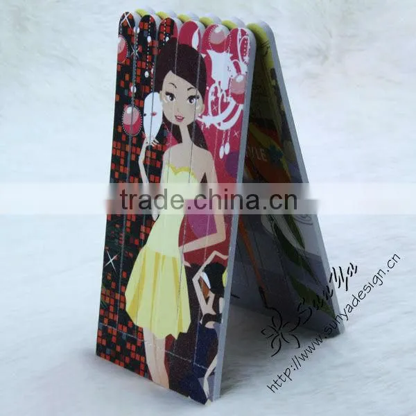 Mini matchbox nail file with assorted pattern