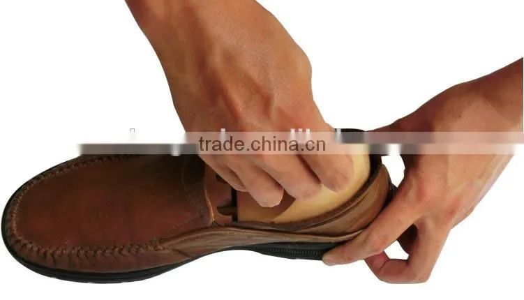 Good smelling wooden shoe stretcher/cedar shoe trees