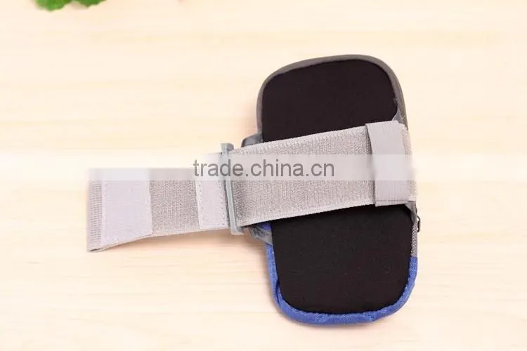 Waterproof outdoor sports 6 inch mobile phone arm bag