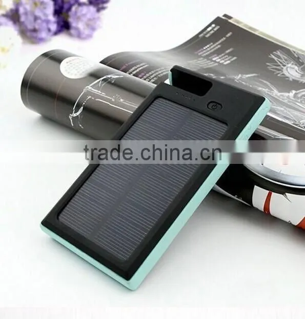 Waterproof IP68 Solar Cellphone charger 10000mah Portable Solar Power Bank with Dual USB